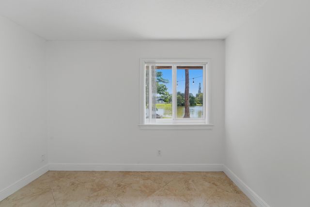217 PARKWOOD Drive S, Royal Palm Beach, FL 33411