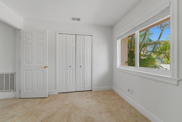217 PARKWOOD Drive S, Royal Palm Beach, FL 33411
