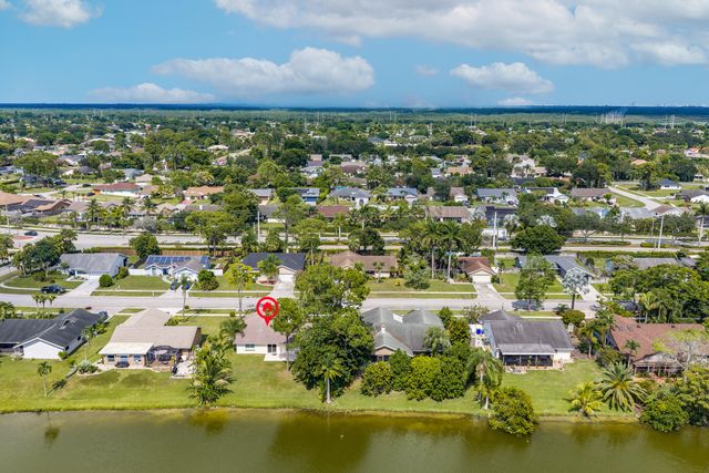 217 PARKWOOD Drive S, Royal Palm Beach, FL 33411