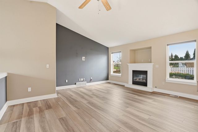 7822 N Ash Ln, Spokane, WA 99208