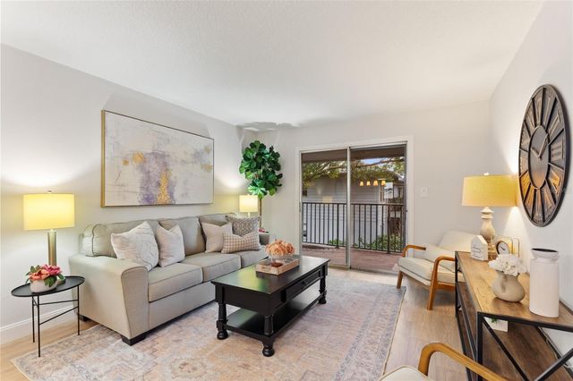 10800 US HIGHWAY 19 N 203, Pinellas Park, FL 33782