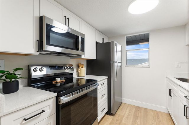 10800 US HIGHWAY 19 N 203, Pinellas Park, FL 33782