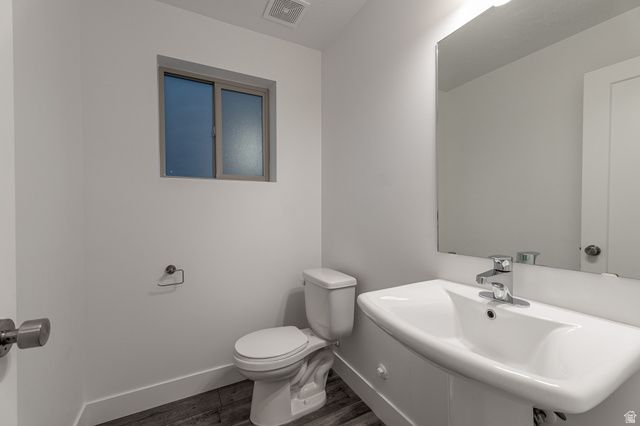 506 W 2200 N, Layton, UT 84041