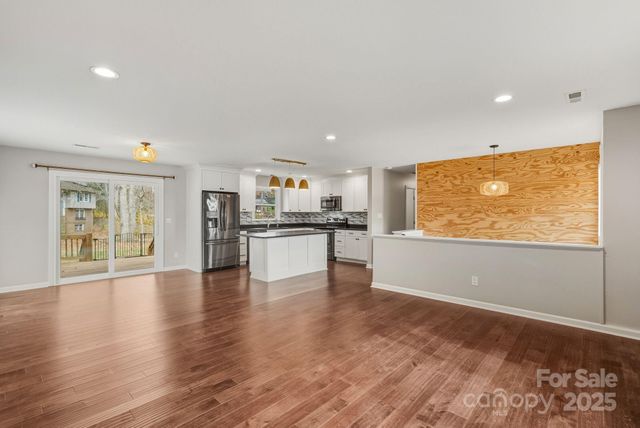 47 Pensacola Avenue, Arden, NC 28704