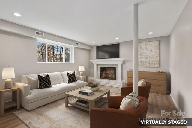 47 Pensacola Avenue, Arden, NC 28704