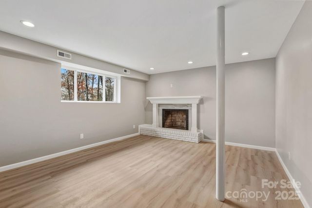 47 Pensacola Avenue, Arden, NC 28704