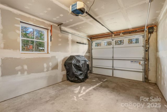 47 Pensacola Avenue, Arden, NC 28704