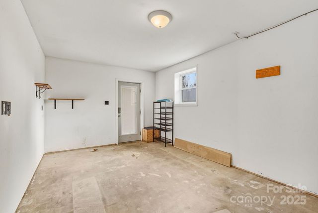 47 Pensacola Avenue, Arden, NC 28704