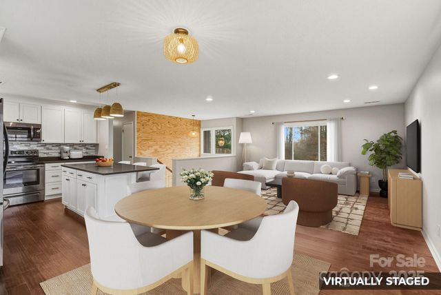 47 Pensacola Avenue, Arden, NC 28704