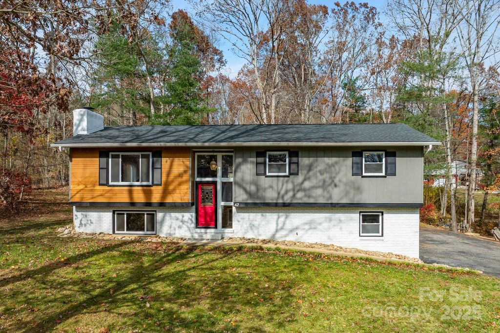 47 Pensacola Avenue, Arden, NC 28704