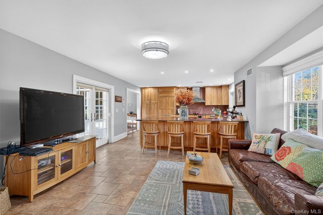 20 Loyee Lane, Blooming Grove, NY 10992