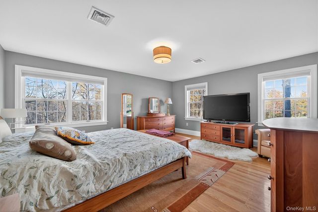 20 Loyee Lane, Blooming Grove, NY 10992