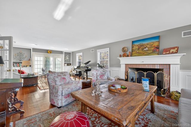 20 Loyee Lane, Blooming Grove, NY 10992