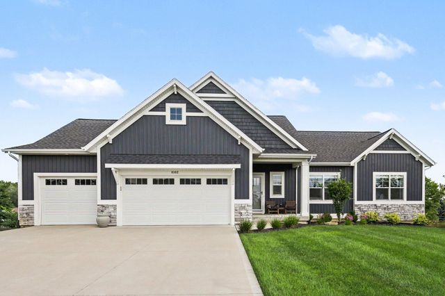 8302 Bauerridge Avenue, Jenison, MI 49428