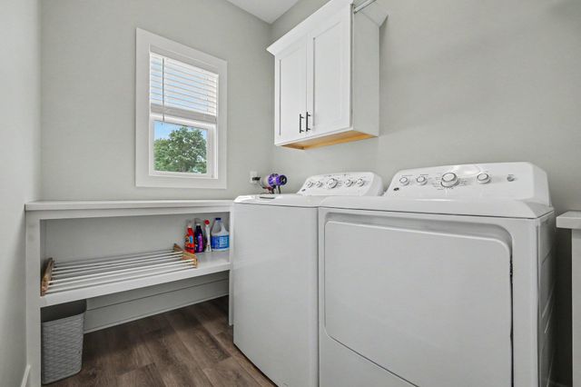 8302 Bauerridge Avenue, Jenison, MI 49428