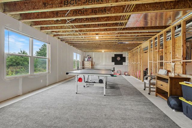 8302 Bauerridge Avenue, Jenison, MI 49428