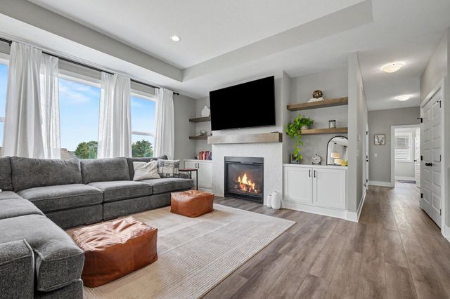 8302 Bauerridge Avenue, Jenison, MI 49428