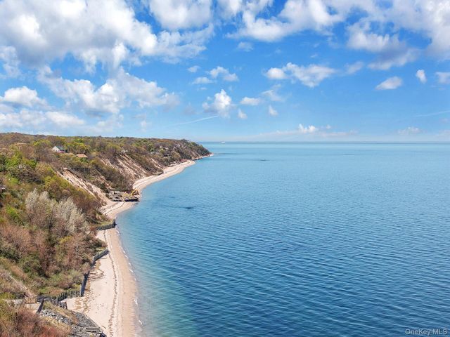 77 Nautilus Drive, Rocky Point, NY 11778