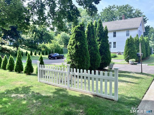 294 Church Street, Guilford, CT 06437