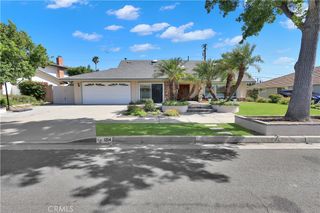 1214 E Palmdale, Orange, CA 92865