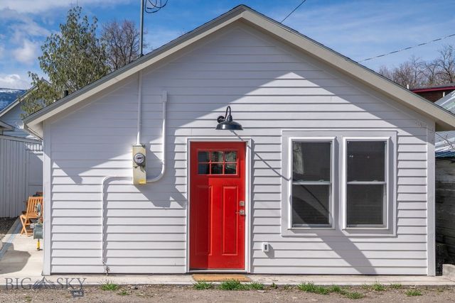 109 S F Street, Livingston, MT 59047