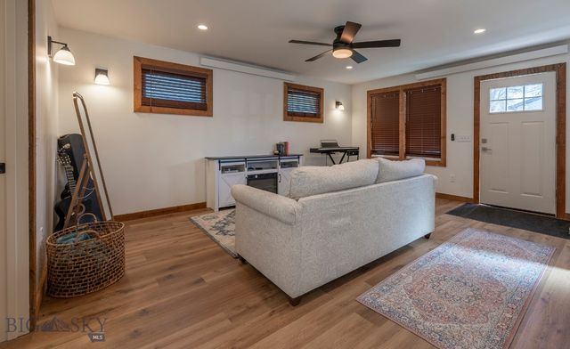 109 S F Street, Livingston, MT 59047