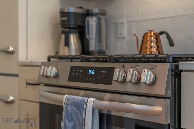 109 S F Street, Livingston, MT 59047