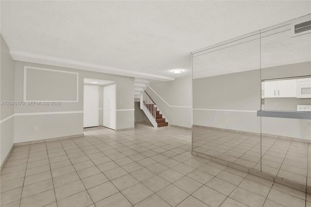 9390 W Flagler Street 218F, Miami, FL 33174