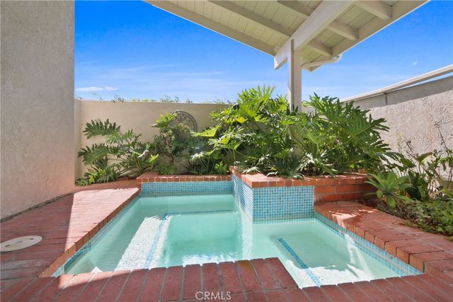 35 Whitewater, Corona Del Mar, CA 92625