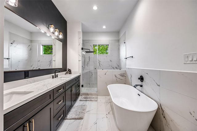 1508 Ryon Street B, Houston, TX 77009
