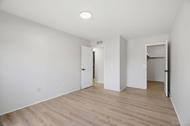 43441 Cape Drive Cape Drive, Sterling Heights, MI 48313