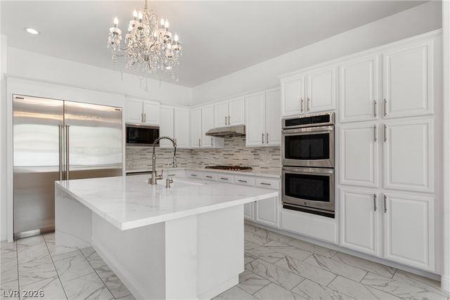 2834 Evening Rock Street, Las Vegas, NV 89135