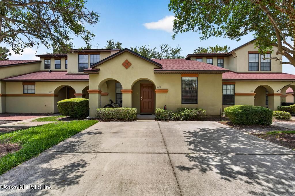 629 BRIAR WAY Lane, St. Johns, FL 32259