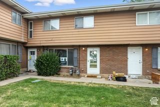 1064 N NAYON DR #9-A, Layton, UT 84040