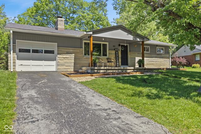421 Brewer Drive, Greenwood, IN 46142