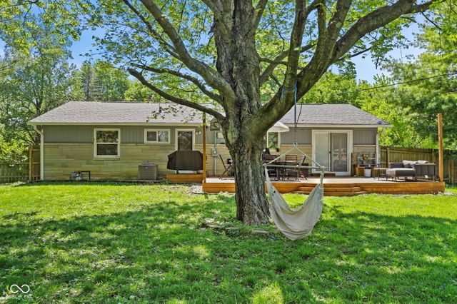 421 Brewer Drive, Greenwood, IN 46142