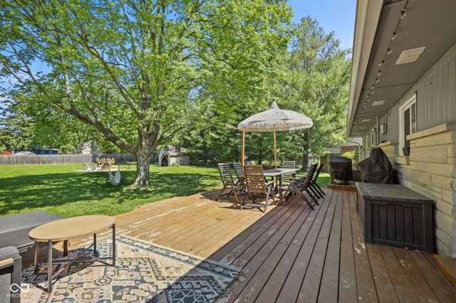 421 Brewer Drive, Greenwood, IN 46142