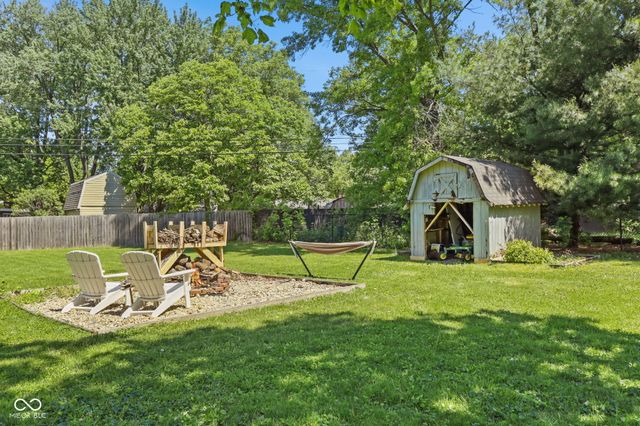 421 Brewer Drive, Greenwood, IN 46142