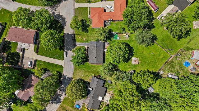 421 Brewer Drive, Greenwood, IN 46142