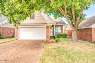 6825 Charlotte Drive, Olive Branch, MS 38654