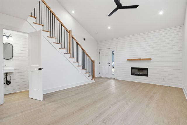 2150 E Spoleto Lane, North Charleston, SC 29406