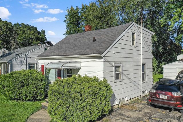 1524 N GRACELAND AVENUE, Appleton, WI 54911