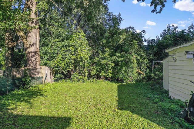 1524 N GRACELAND AVENUE, Appleton, WI 54911