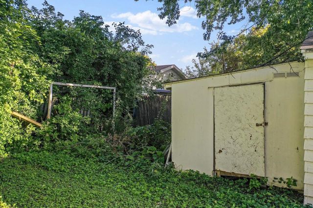 1524 N GRACELAND AVENUE, Appleton, WI 54911
