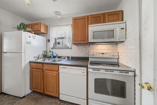 1524 N GRACELAND AVENUE, Appleton, WI 54911