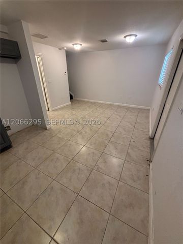 14042 NE 2nd Ave 14042, Miami, FL 33161