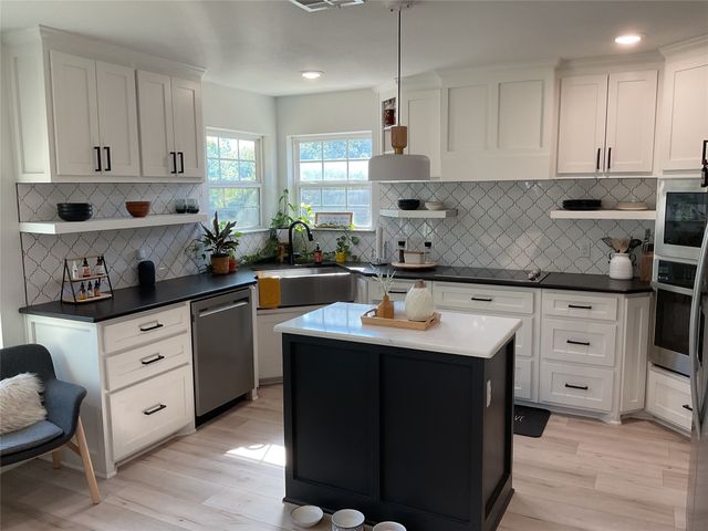 901 N 60th Street, Waco, TX 76710