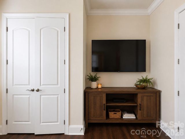 1719 Emory Oak Drive, Charlotte, NC 28270