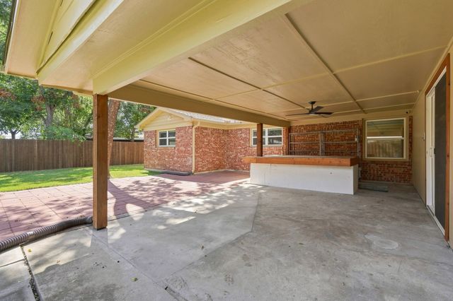 5708 Sunset Road, Westworth Village, TX 76114