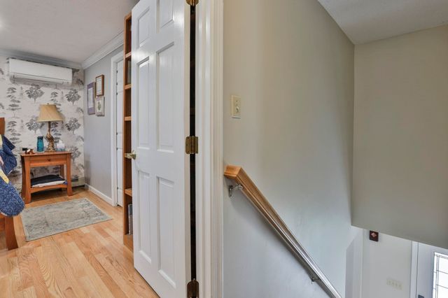 9 Lund Drive, Hudson, NH 03051